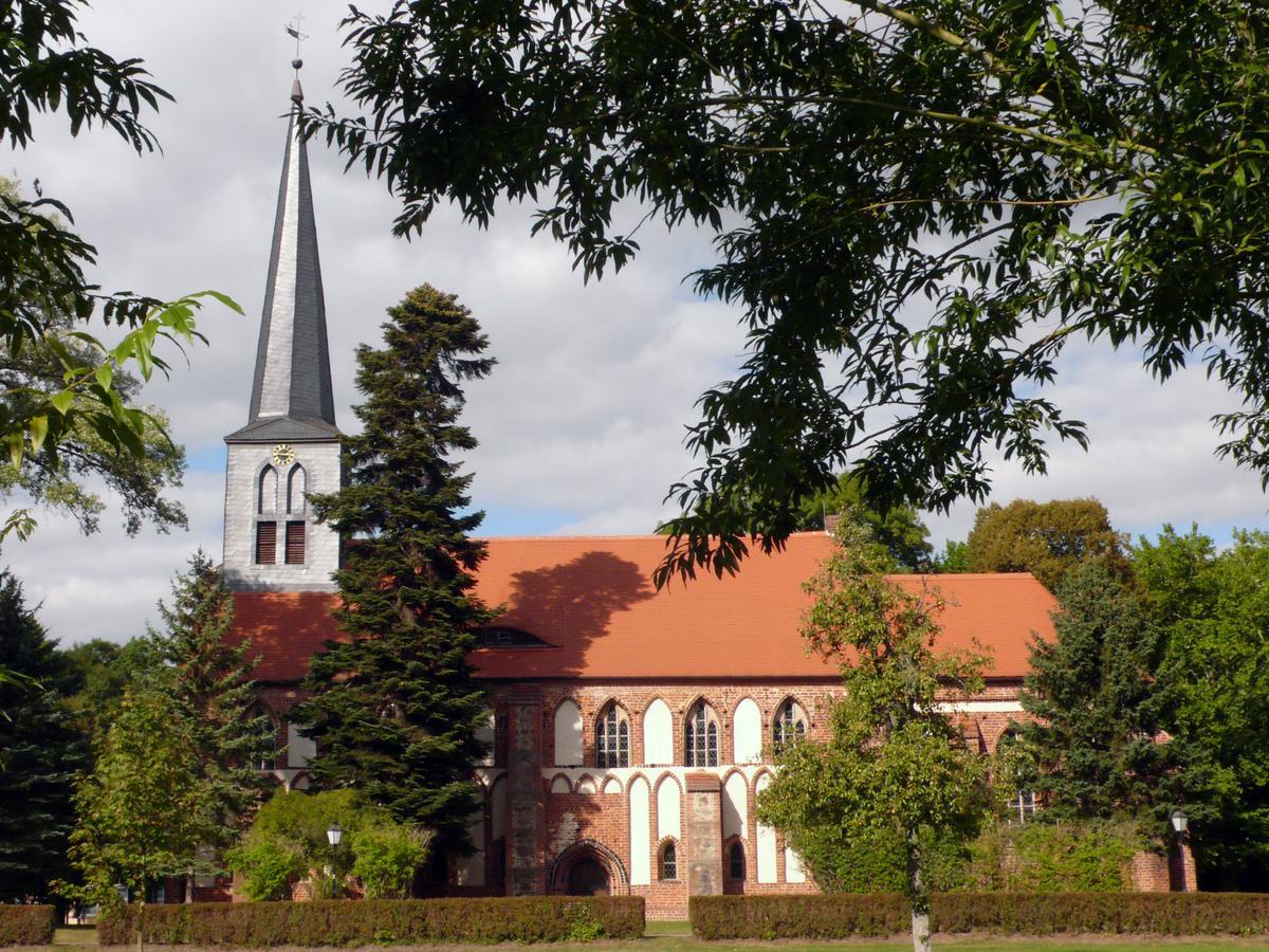 Klosterhotel Marienfliess Stepenitz Buitenkant foto